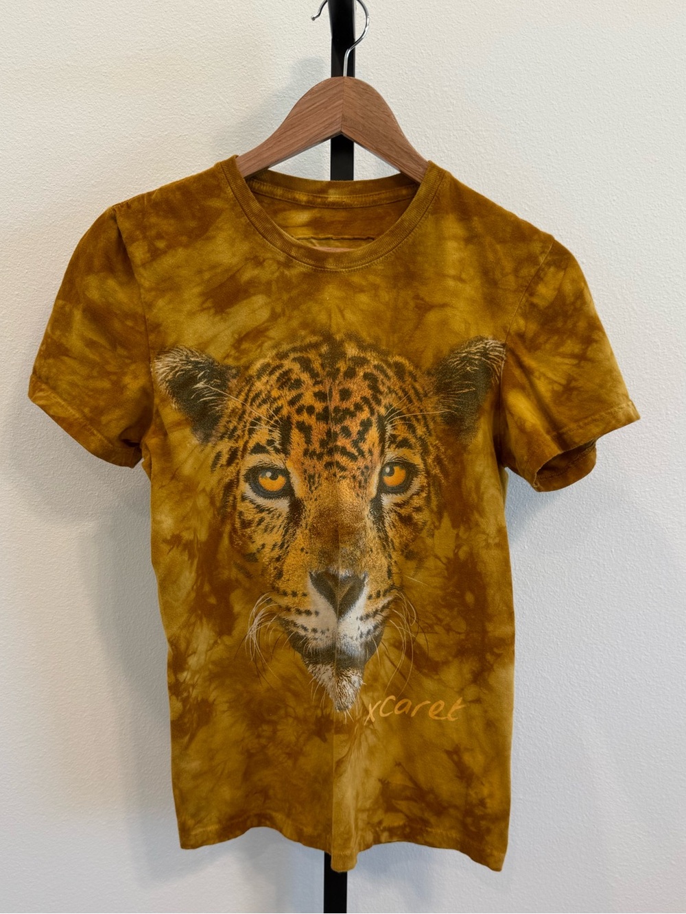 XCaret Leopard Face Tie-Dye T-Shirt in Mustard Small Unisex Casual Organic Cotto